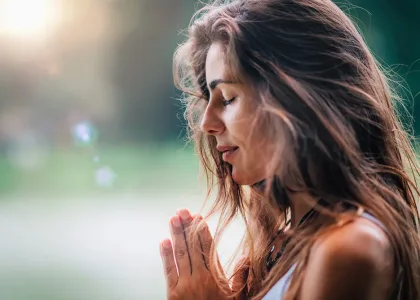 fille en paix interieure