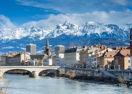 S’installer à Grenoble : avantages, inconvénients et conseils pratique 5 grenoble 1